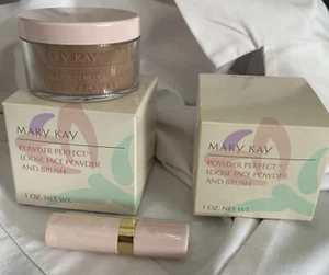 Polvo suelto perfecto Two Mary Kay translúcido oscuro con aplicador 3572 - Imagen 1 de 3
