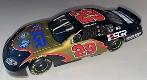 Bobby Labonte #29 ESGR/Army Reserves 2004 1/24 Scale NASCAR Diecast NO BOX - Picture 1 of 7