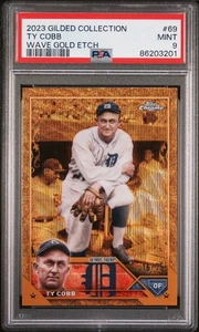 2023 Topps Gilded Collection Gold Wave Etch /75 Ty Cobb #69 HOF PSA 9 POP 5 - Foto 1 di 4