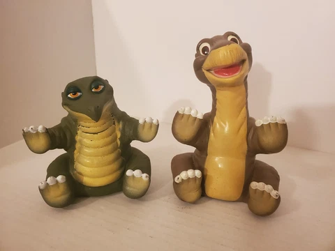 Vintage 1988 Land Before Time Spike & Little Foot Puppets Pizza Hut Cover
