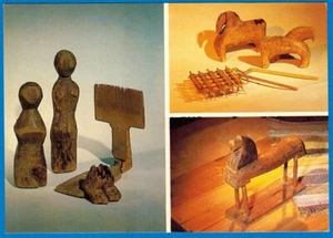 Russian POSTCARD Wooden toys DOLLS comb Footwear CROW Harrow HORSES - Bild 1 von 2