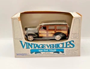 Ertl 1/43 Scale Diecast 30656 - 1940 Ford Woody - Maroon - Picture 1 of 4
