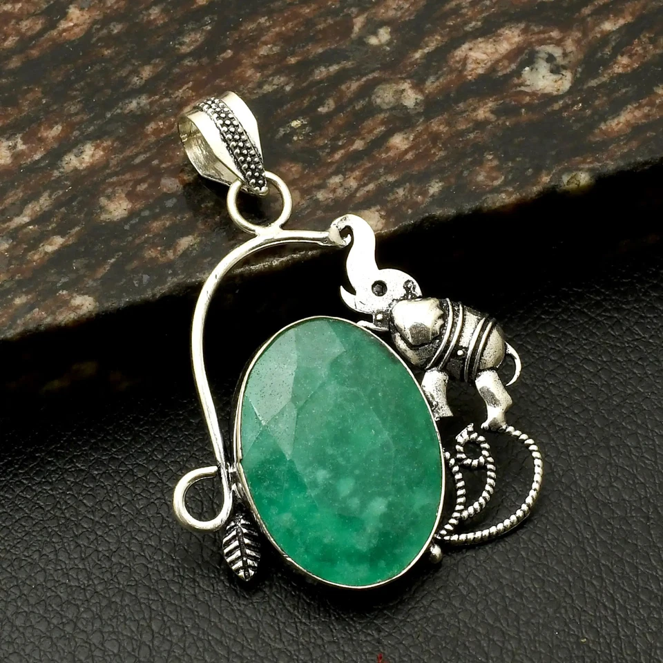Этническая подвеска в виде животного ручной работы с имитацией изумруда 2,4 дюйма AP-40815 - Изображение 1 из 1