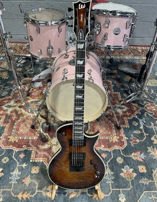 Guitarra elétrica ESP LTD EC-1000 Evertune - Marrom escuro Sunburst - Imagem 1 de 4