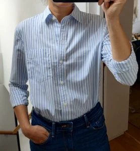 Gap Striped White Blue 100% Cotton Shirt XS Excellent Condition - Picture 1 of 7