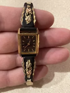 Orologio Donna Vintage Pulsar 10k Black Hills Oro Non Funzionante - Foto 1 di 5