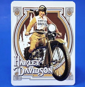 HARLEY-DAVIDSON Official NOUVEAU BABE 3D Embossed Fridge Magnet NOS Ande Rooney - Imagen 1 de 3