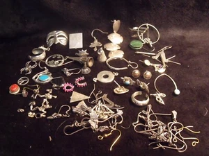 SCRAP LOT OF VINTAGE MEXICO STERLING JEWELRY PIECES ~ 79.68 GRAMS - Picture 1 of 6