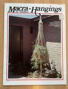 Macra-Hangings ~ MACRAME BOOK ~ Thelma Lee - Imagen 1 de 2