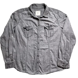 Camisa para mujer Style & Co grande gris desteñida manga larga abotonada top boho bolsillos - Imagen 1 de 18