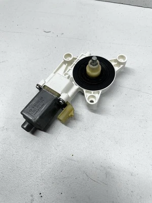 2011-2014 Chrysler 200 Sedan Window Motor DRIVER REAR  Side left LH OEM T31 - Image 1 of 4