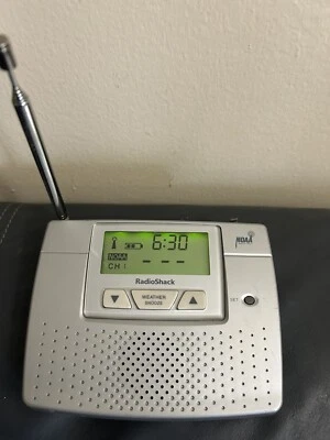 Radio Shack Weather Radio NOAA 12-260 Works Fine - Image 1 of 4
