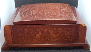 Vintage Cigarette Music Box - Picture 1 of 13