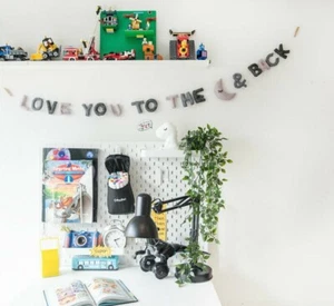 Quote Garland Felt Letters Alphabets, LOVE Grey Bunting Kids Nursery Decor - Bild 1 von 1