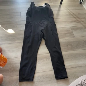 Athleta Salutation Bodysuit Black Jumpsuit Unitard Workout Activewear XL - Picture 1 of 7