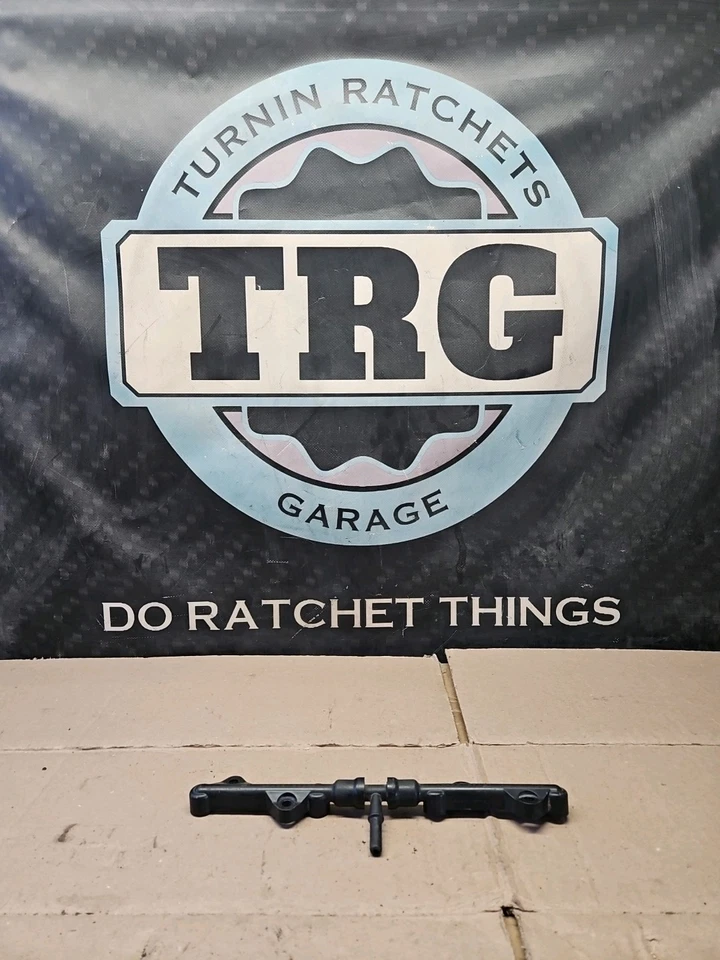 Conjunto de riel de inyección de combustible secundario Kawasaki Ninja ZX-10R 11-15 92005-0125 Foto 1 de 4