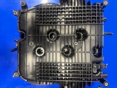 Infiniti Q70 2015 2016 3,7 L - colector de admisión OEM Foto 1 de 4