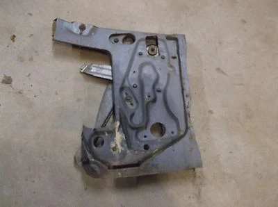 1968 1968 OLDSMOBILE CUTLASS 442 QUARTER REGULATOR WINDOW ASSEMBLY LH - Изображение 1 из 3