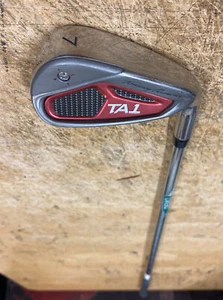 TOMMY ARMOUR TA1 DEMO IRON GOLF CLUB Right-Handed Steel Shaft 7-iron STIFF FLEX - Picture 1 of 12