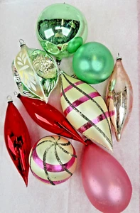 9 Vintage W GERMANY Glass Holiday Christmas Ornaments Teardrop TRIPLE Indent - Picture 1 of 24