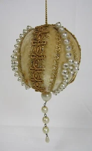 Vintage 60's 3" Gold Push Pin Beaded Velvet Christmas Ball Ornament - Picture 1 of 6