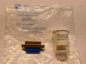 Mil Spec Tyco M24308/4-2F / 205558-2 15pos D-Sub Connectors, Male Crimp Contacts - Picture 1 of 3