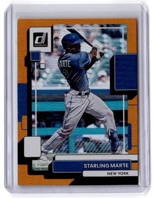2022 Donruss #206 Starling Marte Holo Orange 10000635 - Image 1 of 2