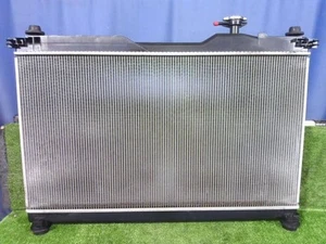 TOYOTA Noah 2016 DBA-ZRR80G Radiator 1640037280 [Used] [PA106134119] - Picture 1 of 3