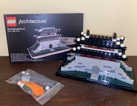 LEGO 21016 Architecture Sungnyemun Seoul Korea Complete w Manual No Box
