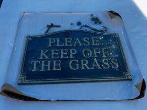 NEW Yard Lawn  Plaque Sign Metal Please Keep Off the Grass