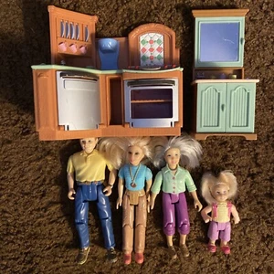 Fisher Price Loving Family LOTE Mamá Papá Niña Abuela Baño Fregadero Cocina Horno* - Imagen 1 de 15
