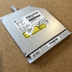HP 17-F 17T-F 17Z-F CD / DVD 8X Drive Burner Player w Bezel 763426-001 Genuine - Afbeelding 1 van 8