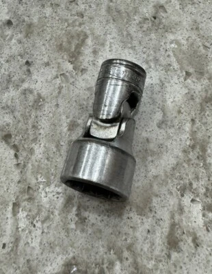 SNAP-ON TOOLS 3/8" DRIVE 11/16" SWIVEL FLEX UNIVERSAL JOINT SHALLOW SOCKET - USA - Image 1 of 4