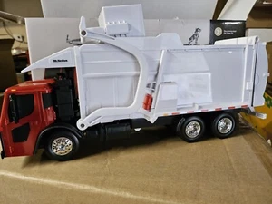 1/25 scale Mack LR with McNeilus Red Cab Meridian™ Front Load Refuse Truck & Bin - Picture 1 of 3