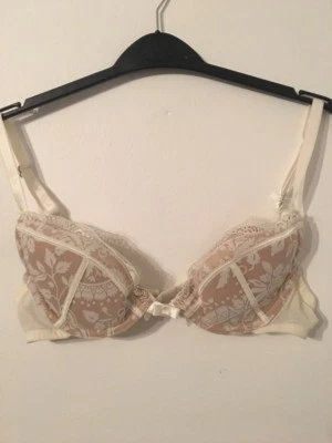 Wonderbra padded underwire skin 7963 BRAND NEW XMAS PRESENTS - Image 1 of 3