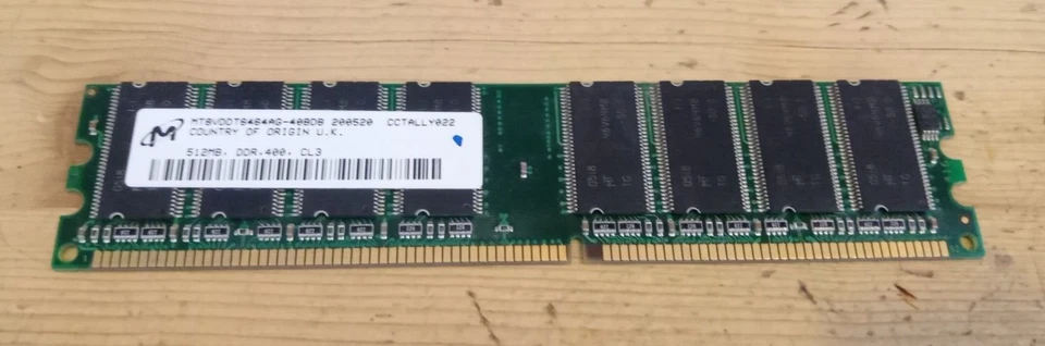 Mémoire Pc Bureau 512Mo DDR MICRON PC3200 400MHz / MT8VDDT6464AG-40DBD - Photo 1/1