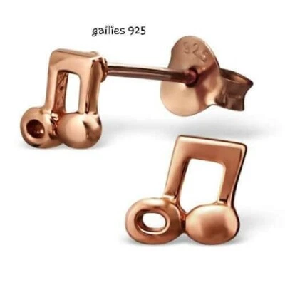 Pendientes de tachuelas de plata esterlina con notas musicales enchapados en oro para niños  Foto 1 de 4