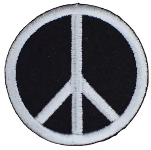 Peace Sign Patch - Black & White World Peace Badge 2" (Iron or Sew On) - Picture 1 of 1