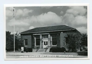 United States Post Office, Depew, New York B&W RPPC Postcard - Imagen 1 de 2