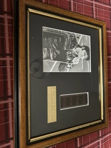 ELVIS PRESLEY SPECIAL EDITION FRAMED FILM CELL WITH CERTIFICATE OF AUTHENTICITY - Picture 1 of 5