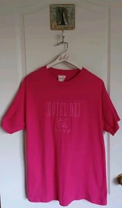 VINTAGE HOTEL DEL CORONADO EMBROIDERED PINK ON PINK SINGLE STITCH T-SHIRT LARGE - Picture 1 of 9