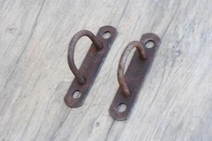 Vtg pair rusty iron D shape ring hook door handle horse tie hitching post ring - Picture 1 of 6