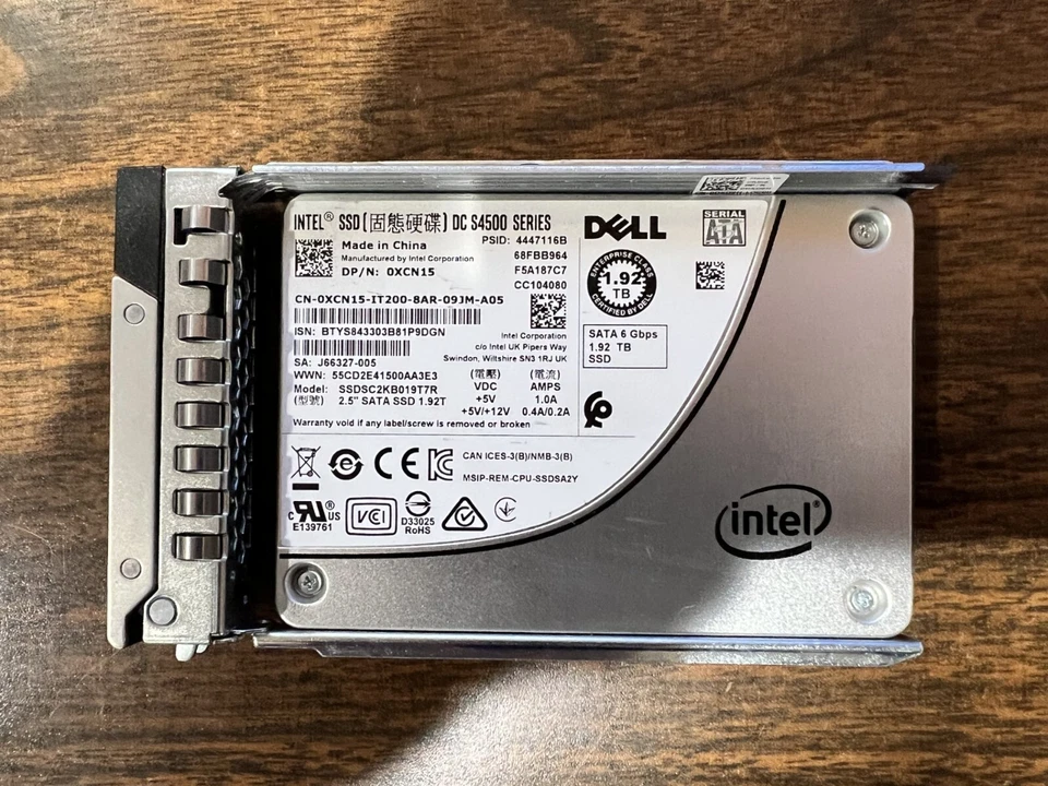 XCN15 Dell Intel DC S4500 1.92TB SATA 6Gbps 2.5" SSD SSDSC2KB019T7R 0XCN15 - Image 1 of 4