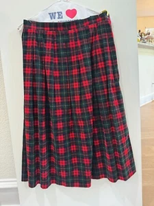 Susan Bristol Long Skirt Classic Red Green Plaid Pleated All Button Sz 10 Modest - Picture 1 of 8