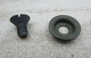 Tornillo y lavadora vintage de lote antiguo Maytag Wringer 15003 para perno de tapa modelos J&N - Imagen 1 de 3