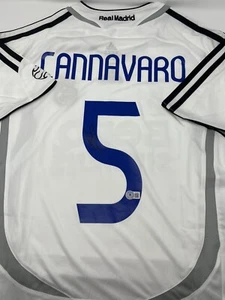 Fabio Cannavaro handsigniertes Autogramm Real Madrid FC Heimtrikot Beckett BAS - Bild 1 von 11