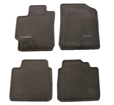2007 - 2011 TOYOTA CAMRY CARPET FLOOR MATS (BROWN) GENUINE OEM PT206-32100-45 Foto 1 de 2