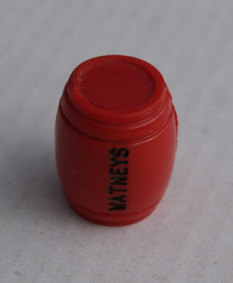 ULTRA RARE VINTAGE WATNEYS RED BARREL 1960s 'KEYRING' - UNUSED - MINT CONDITION - Image 1 of 4