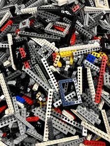 Lego Technic Bricks Multi Color/Sizes Bulk Lot of 40 Bricks - Picture 1 of 1