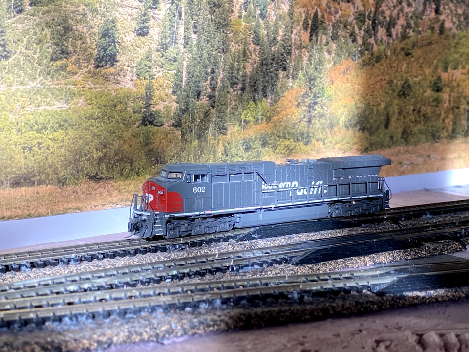 N Scale Southern Pacific (SP) AC6000 DCC w/ Paragon Sound by Broadway Limited - Image 1 of 4